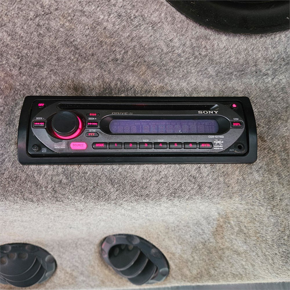 6d84c935-0fda-48c1-ac5f-a768012136bd_largesize massey ferguson 6465 dyna 6 – 120 ch – 8 053 h – 2006