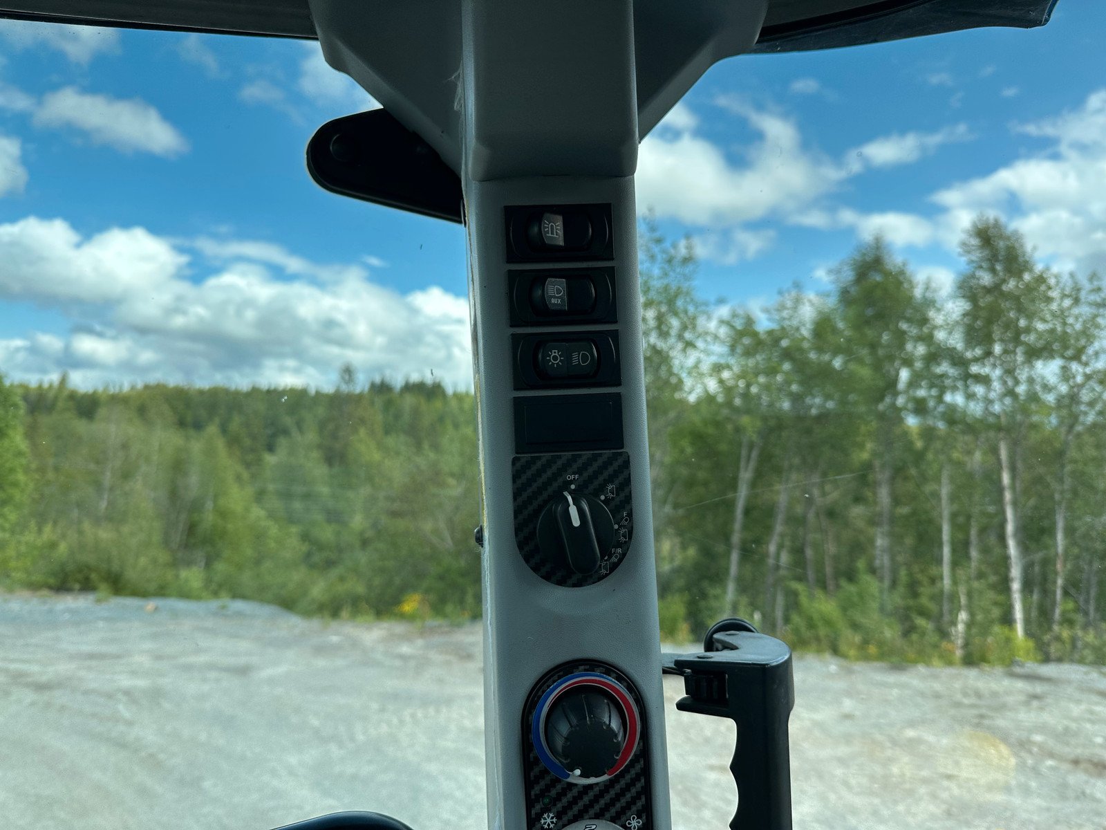 6dda3342-f136-4491-8ba6-b3ccdd826051 new holland t5.115 – 115ch – 2 230 h – 2013