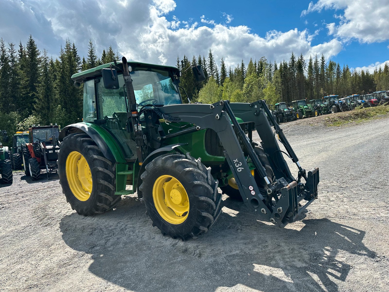 6e672514-9942-4e16-b333-557ea0765473 john deere 5090r – 98 ch – 3 985 h – 2009