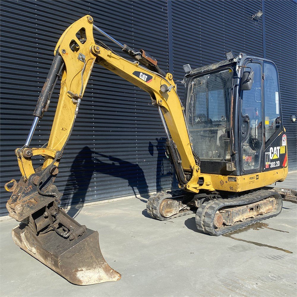 70a38776-2b68-474a-9942-2799cf63d784_largesize caterpillar 302.2d – 2t2 – 5 415 h – 2013