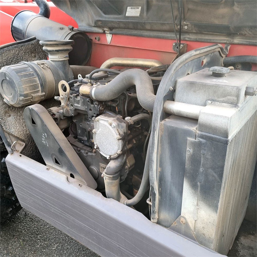 714ea501-0f9a-4f5f-a752-a860a9a946c5_largesize manitou mt 1840 privilège – 18 m – 4 546 h – 2008