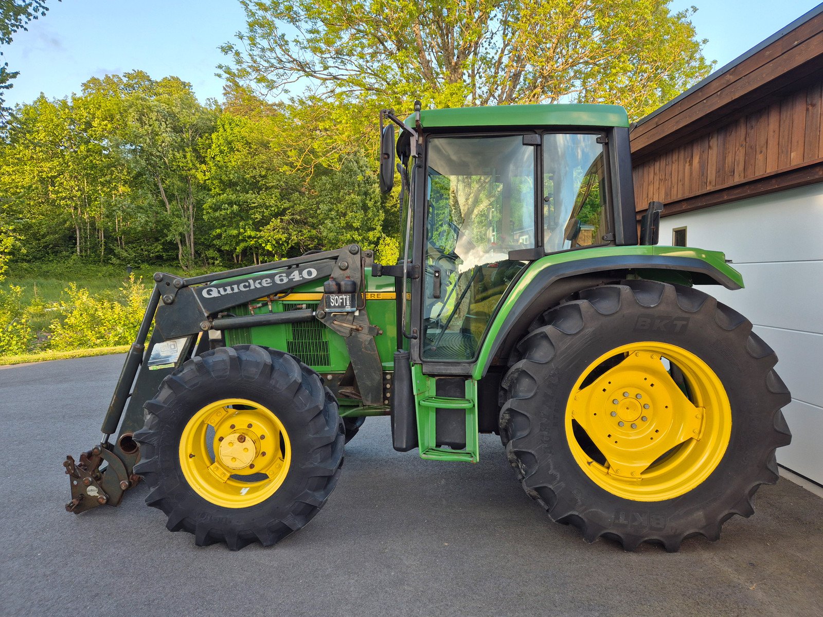 76c5b060-1248-4901-b385-75d65c6f002d john deere 6200 – 85 ch – 7 024 h – 1993