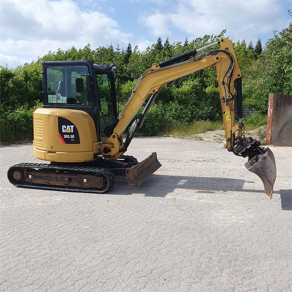 78d65d35-8683-4ace-af35-0c14bcca02c1_largesize caterpillar 303.5 e cr 3t5 4 650 h 2012