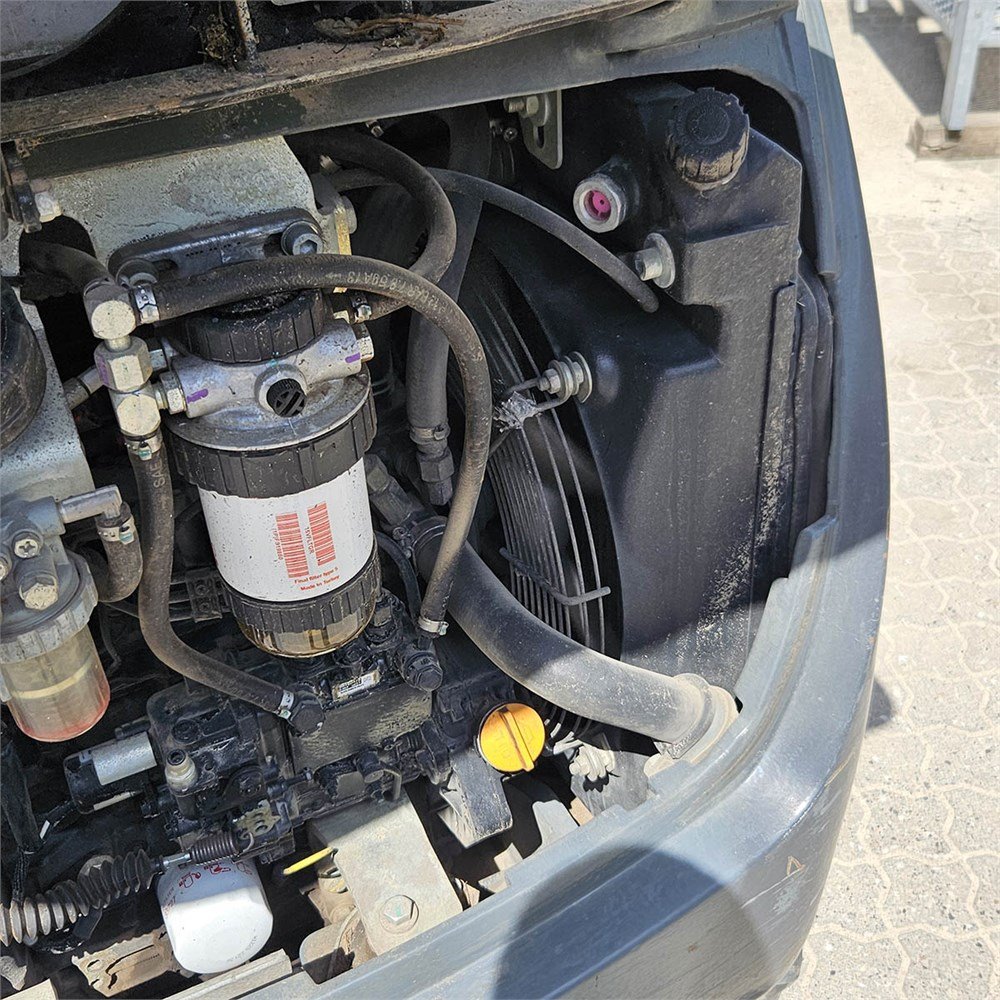 7e40d145-14e6-4bab-b3b7-c80fd9e9a962_largesize wacker neuson et18 2t 2 583 h 2016