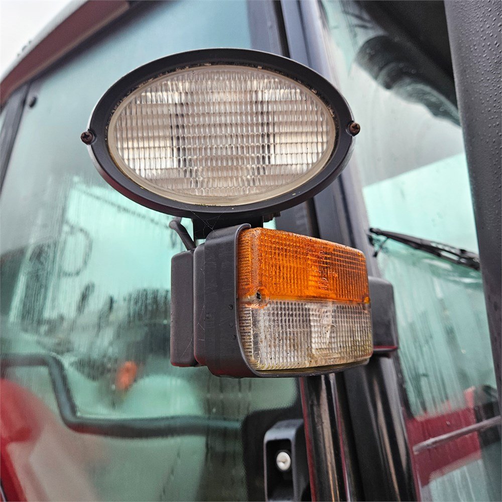 7f06bece-1af7-4828-af48-e847f044b22f_largesize massey ferguson 6465 dyna 6 – 120 ch – 8 053 h – 2006