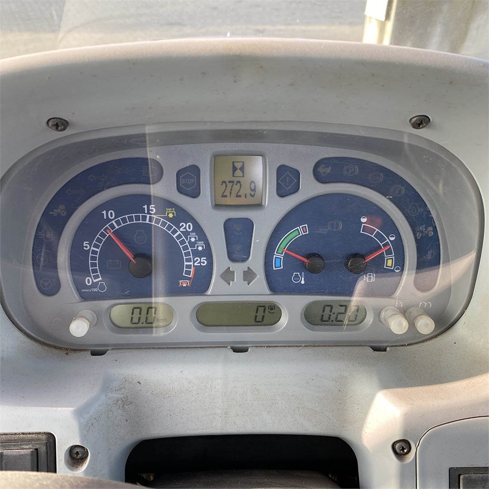 7f178d55-600e-4917-9fe8-0b050db47155_largesize new holland t 5070 – 115 ch – 2010 – 273 h