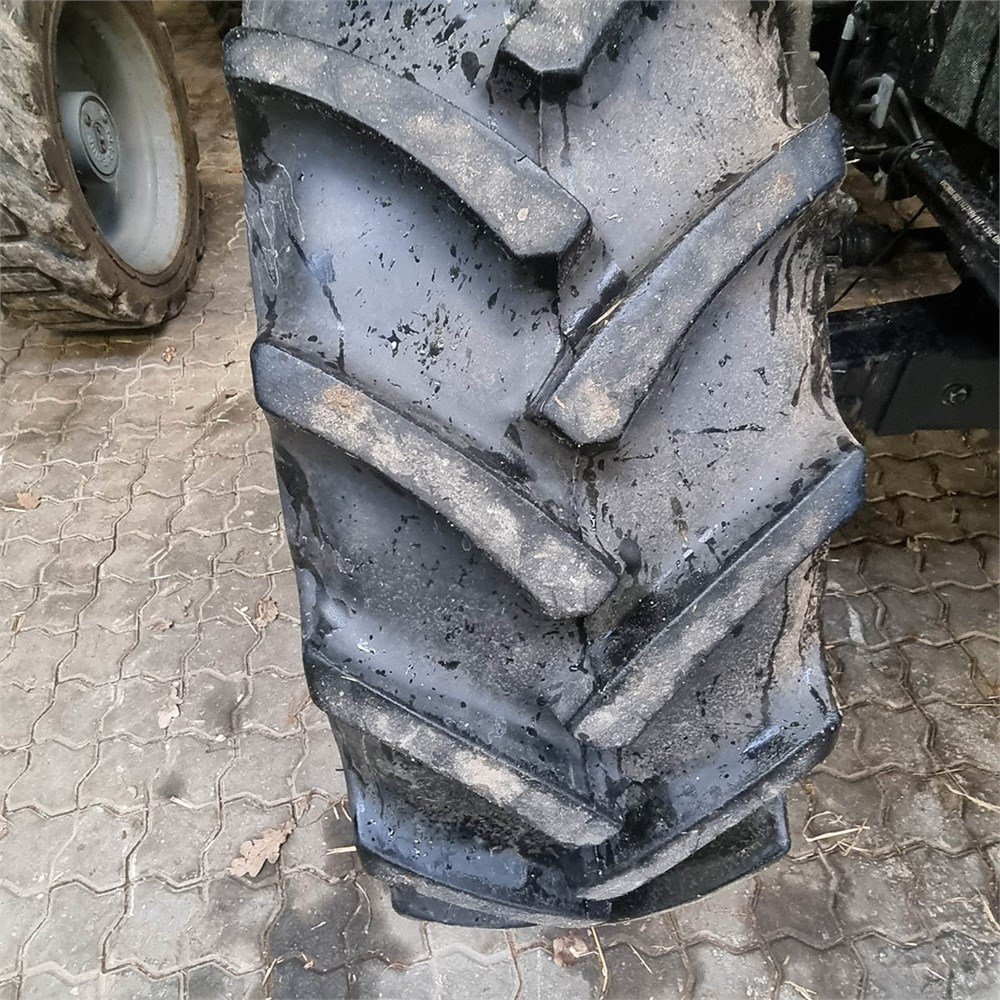 7ff7a95d-f524-4f27-a7f0-b345e5d4fd11_largesize case ih 85 c farmall 85 ch 2021 460h