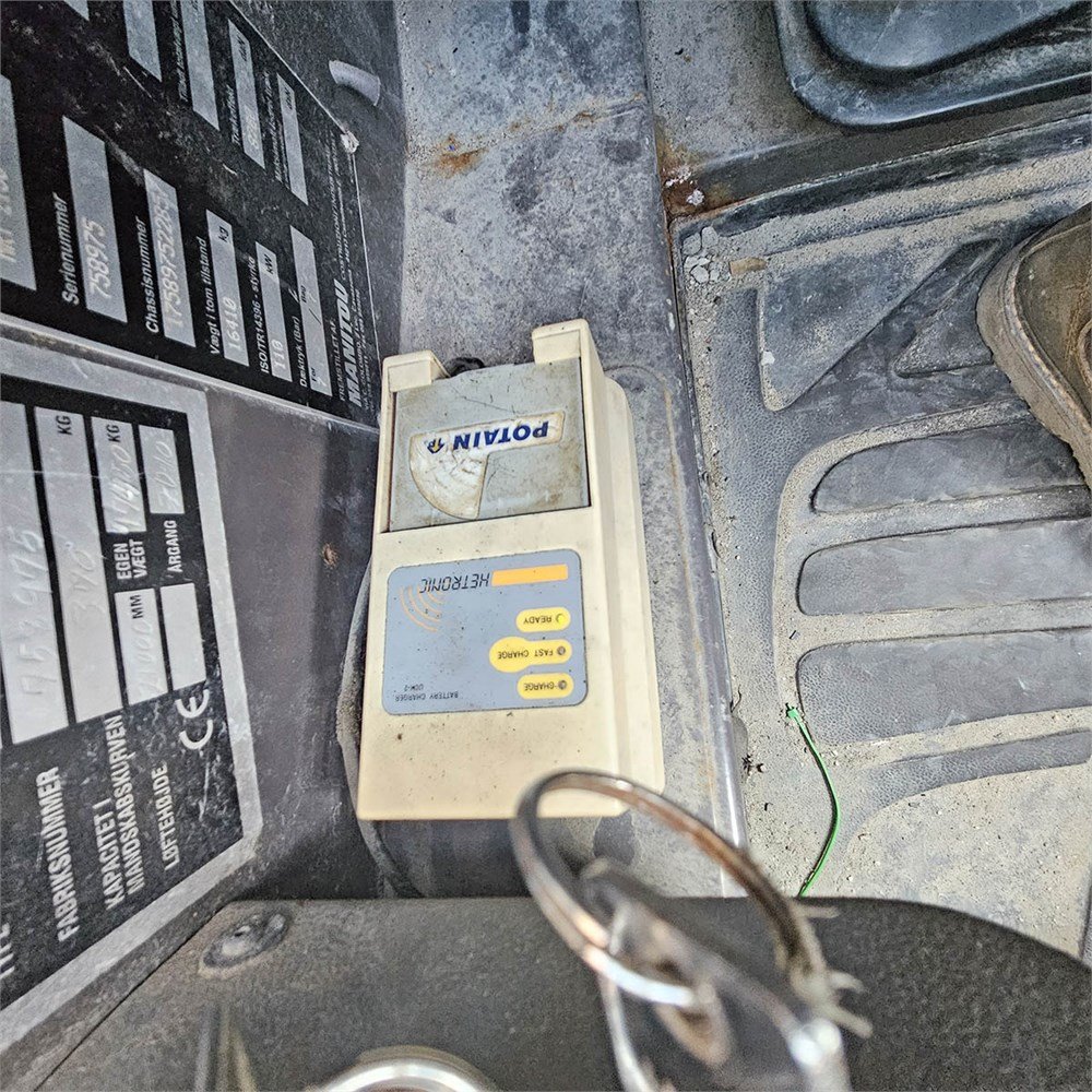 80169a4d-5e13-4377-84c4-148c1253a3d3_largesize manitou mrt 2150 turbo privilege 21 m 9 410 h 2010