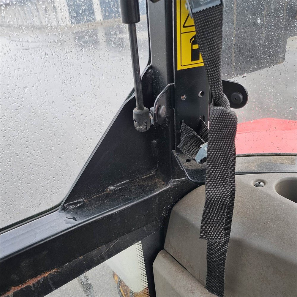 836fc4df-4a9b-4d35-9b76-da275ab582b1_largesize case ih 85 c farmall 85 ch 2021 460h