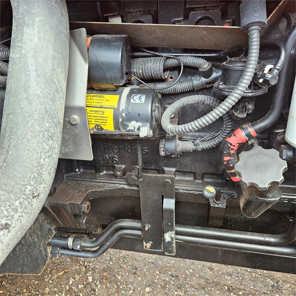 8471bf0a-11ec-4a7e-9297-536d49d70e09_largesize massey ferguson 5465 – 109 ch – 5 715 h – 2005