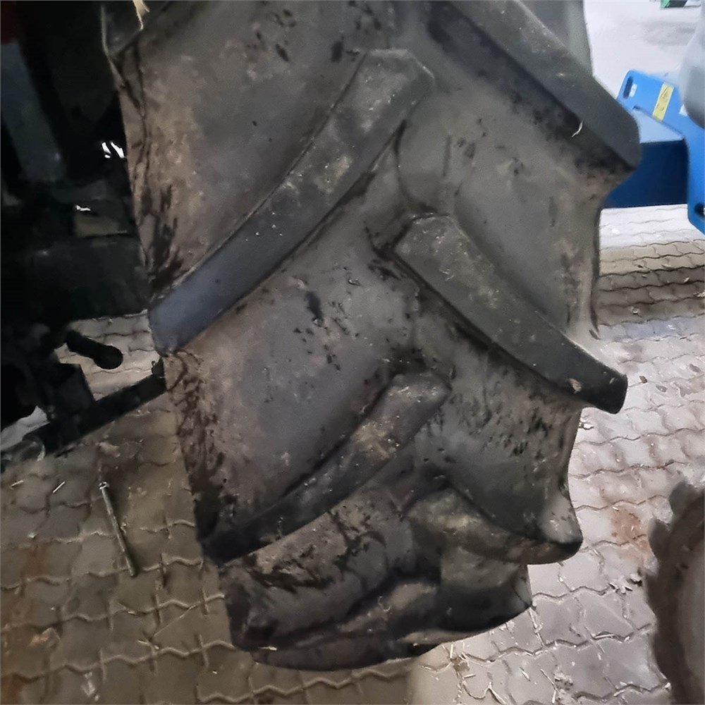 8a1eb01a-3cb9-4057-8023-781ce4a3d3e0_largesize case ih 85 c farmall 85 ch 2021 460h