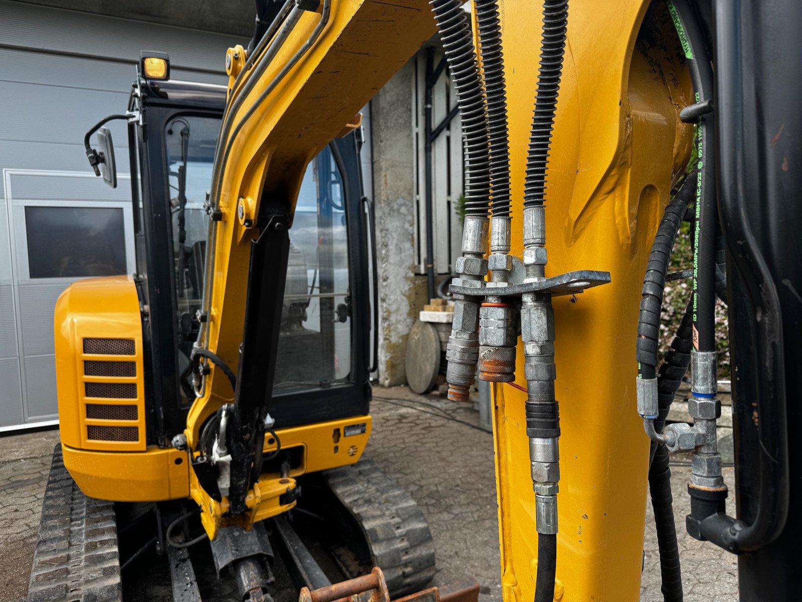 8d3cb8c8-48f0-4192-9c65-44afa1d8aff1 caterpillar 302.7 2t7 5 786 h 2016