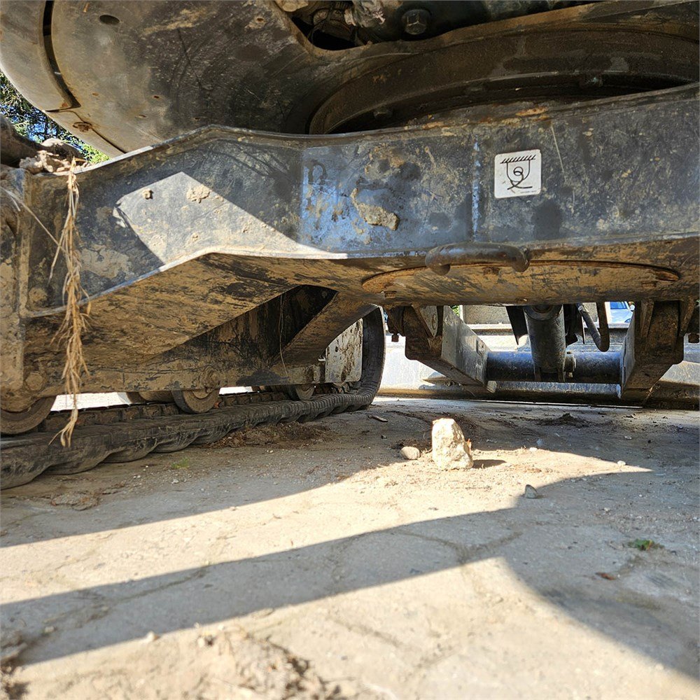 8f845626-3e92-4f9a-9789-717abfcab6c7_largesize new holland e26c 2t6 916 h 2018