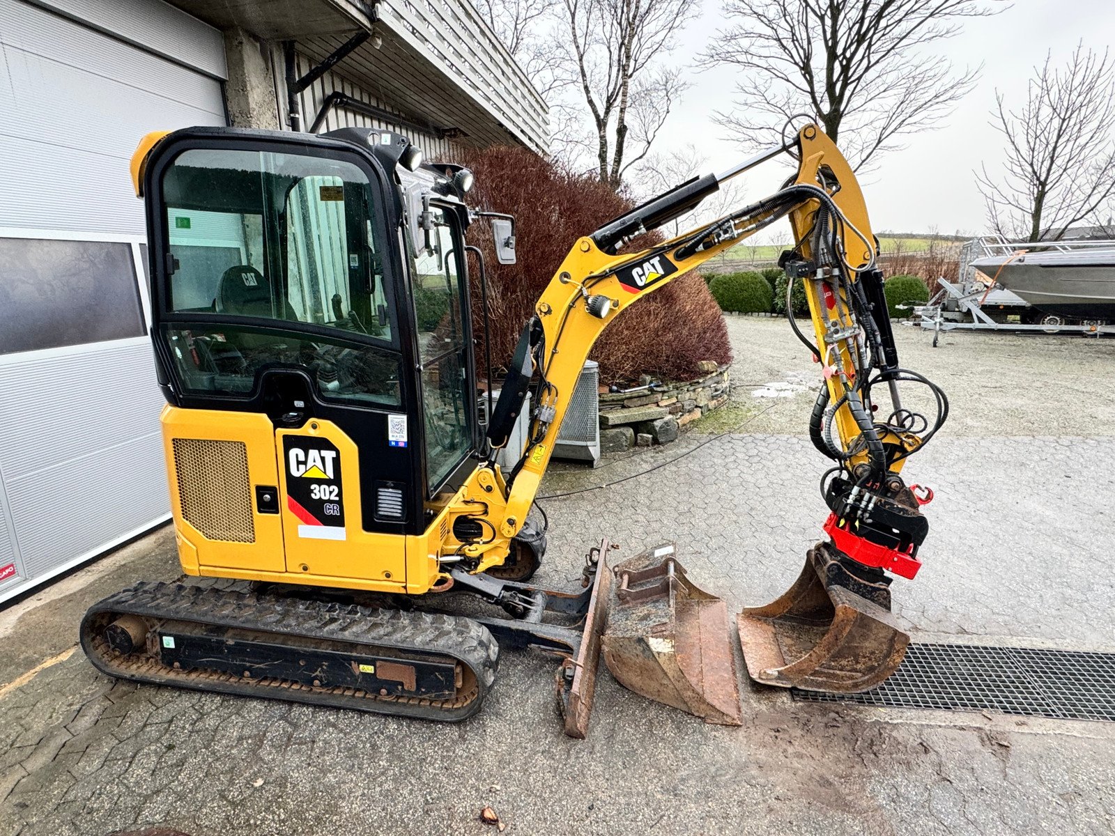 907_d9a98bc5-4c94-4498-878d-f477dd6853e8 cat 302 cr – 2t4 – 1 430 h – 2019