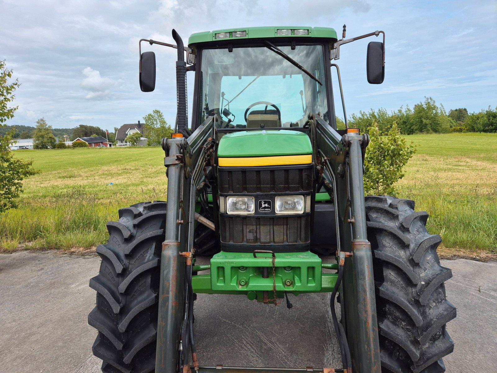 913651cc-f427-479e-a9f3-6040915ef11c john deere 6200 – 85 ch – 7 024 h – 1993