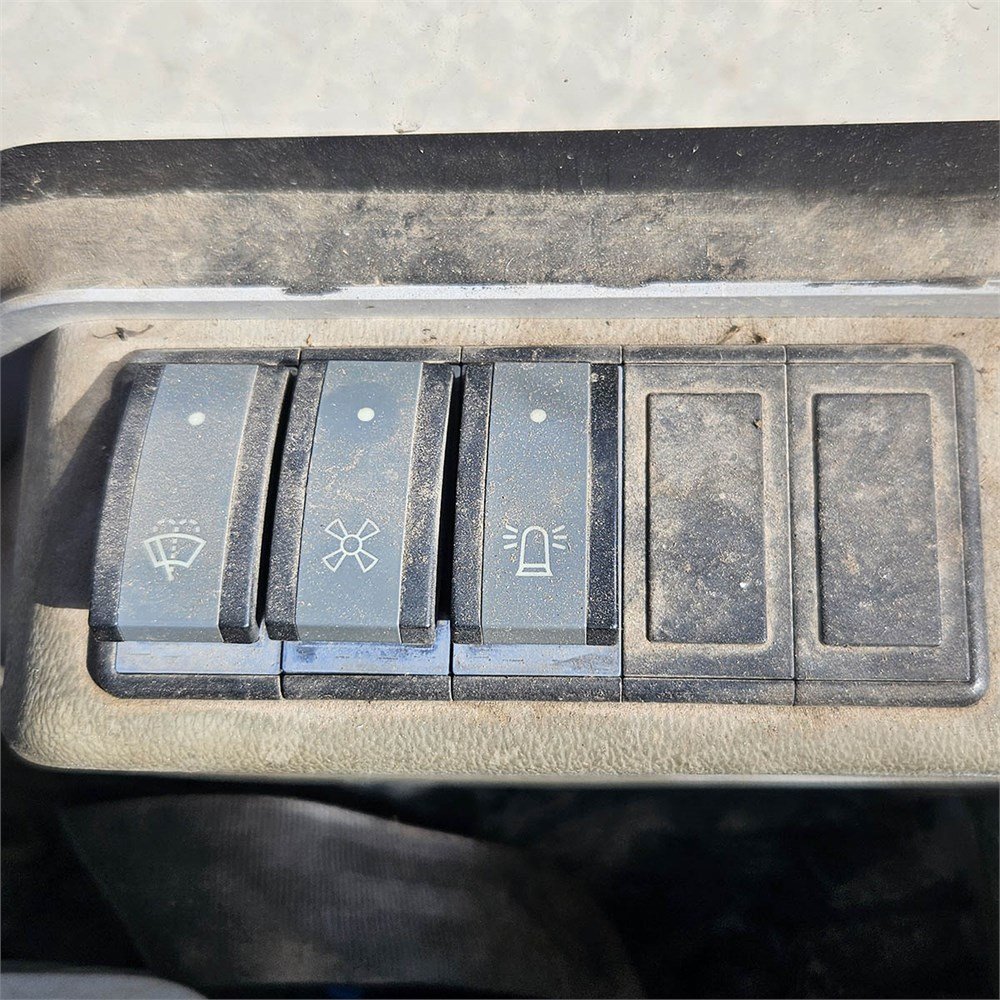 915337b8-0766-4049-a186-56e6d889dfa6_largesize wacker neuson et18 2t 2 583 h 2016