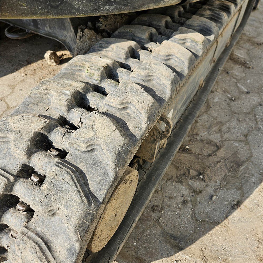 946d6550-9b0c-4f9d-99e5-6f65f2c156d5_largesize new holland e26c 2t6 916 h 2018