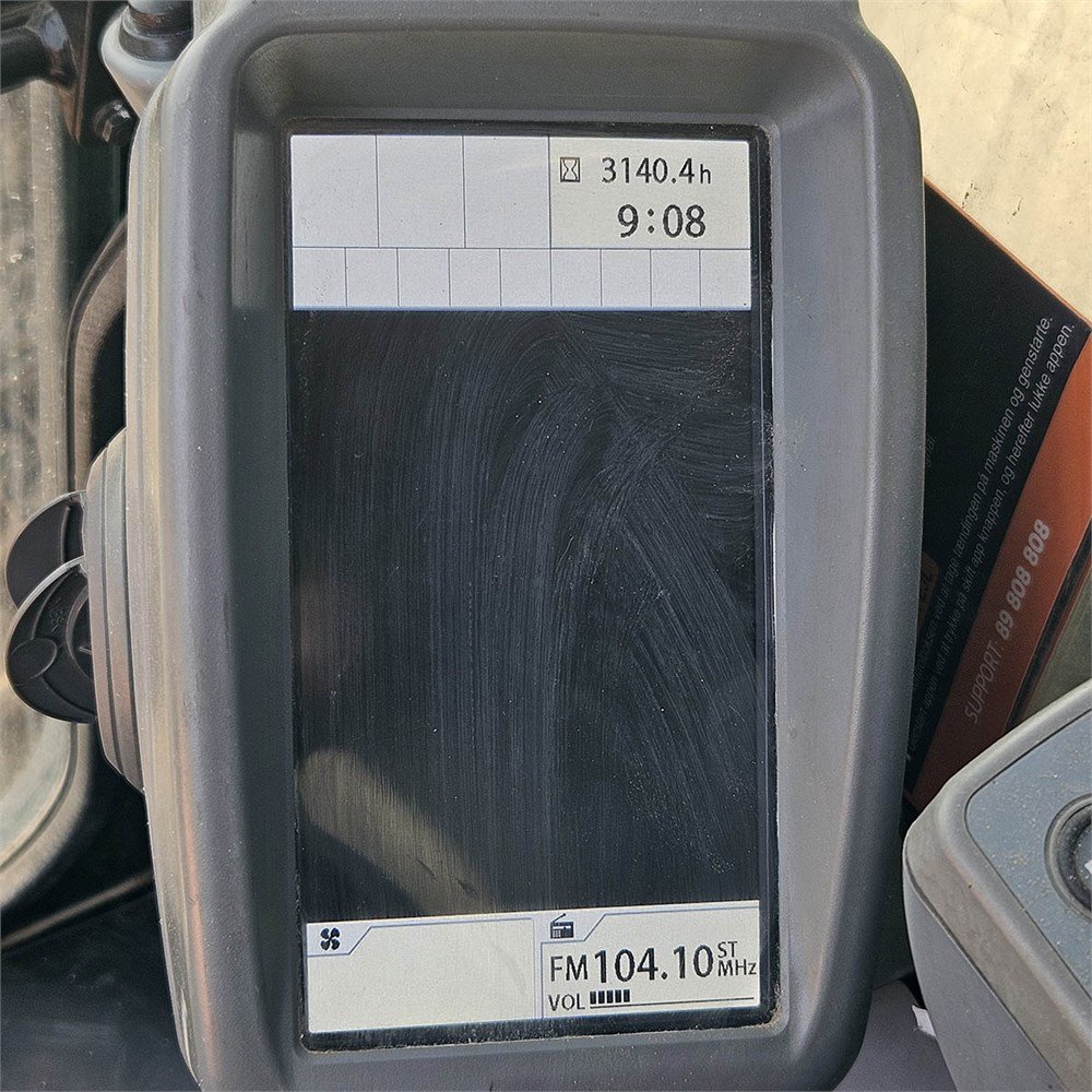 94952aa0-e684-409e-a77e-7528cab87d57_largesize hitachi zx85usb 6 8t6 3 141 h 2020