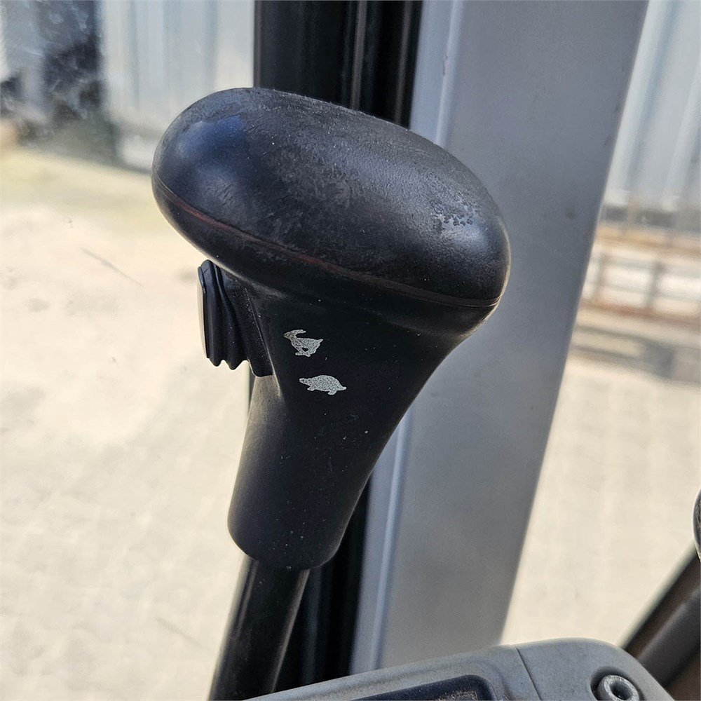 96b71b1c-7fea-49af-aed4-4dd712d6e7dc_largesize wacker neuson et18 2t 2 583 h 2016