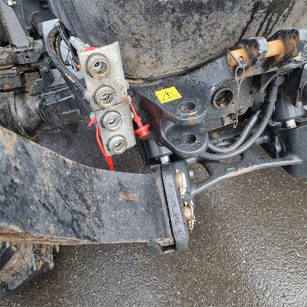 97499c87-42ff-4955-a994-ee2088df1b31_largesize case ih 85 c farmall 85 ch 2021 460h