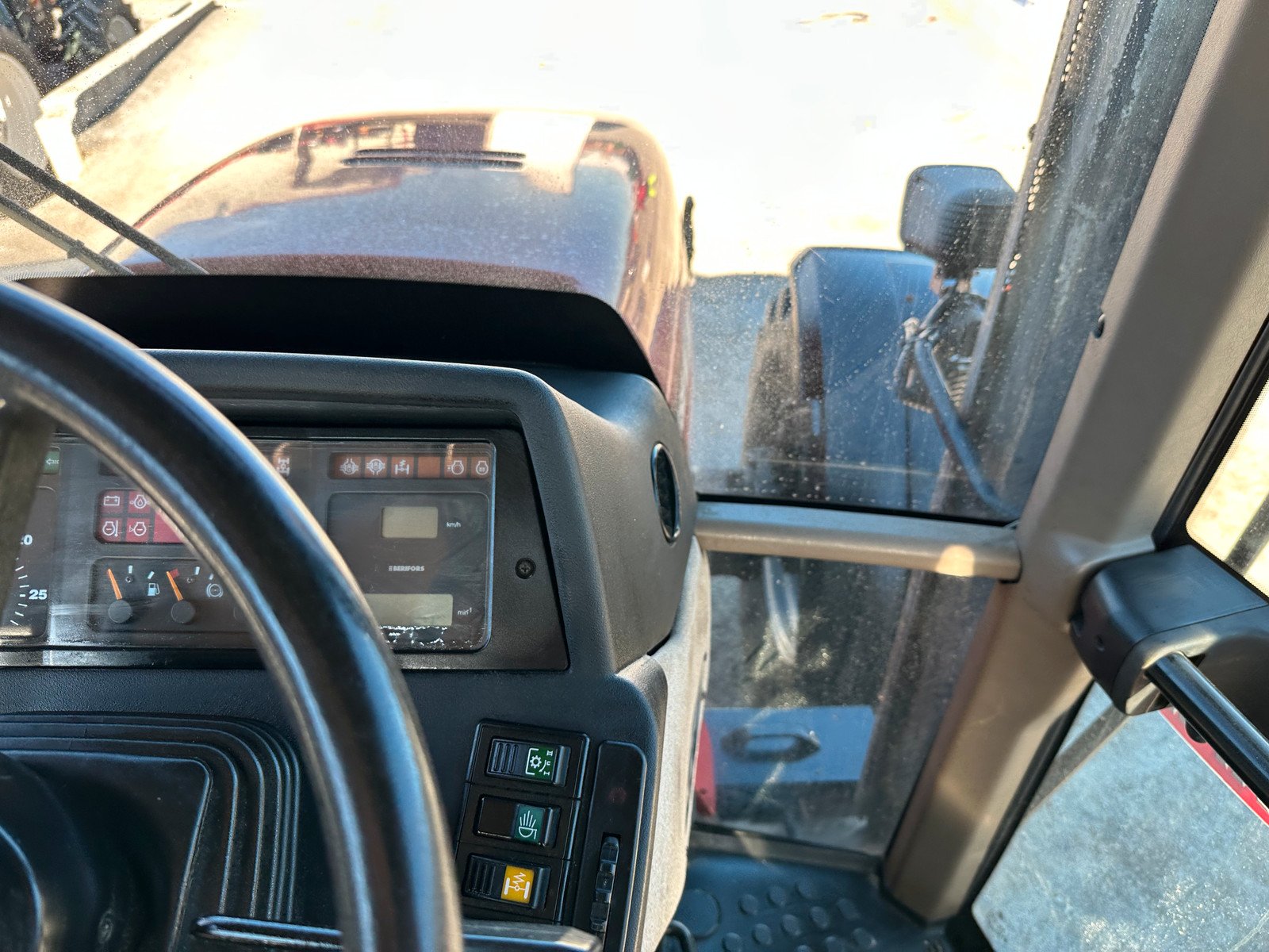 97e5a5e8-511d-4647-8138-0ff00a9cd23e case ih cvx 130 – 130ch – 5 600 h – 2001