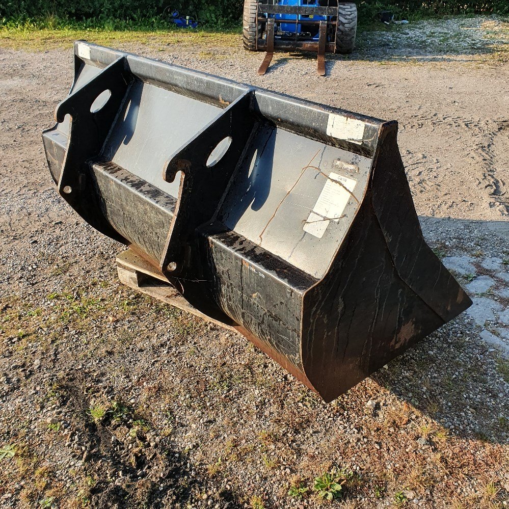 9ae4b033-8d29-496b-8b35-b6200c896a15_largesize genie gth 2506 – 5,8 m – 825 h – 2018