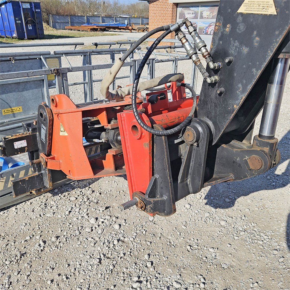 9b87a5f6-2b3f-4f67-af9c-ea86822ee434_largesize manitou mrt 2150 turbo privilege 21 m 9 410 h 2010