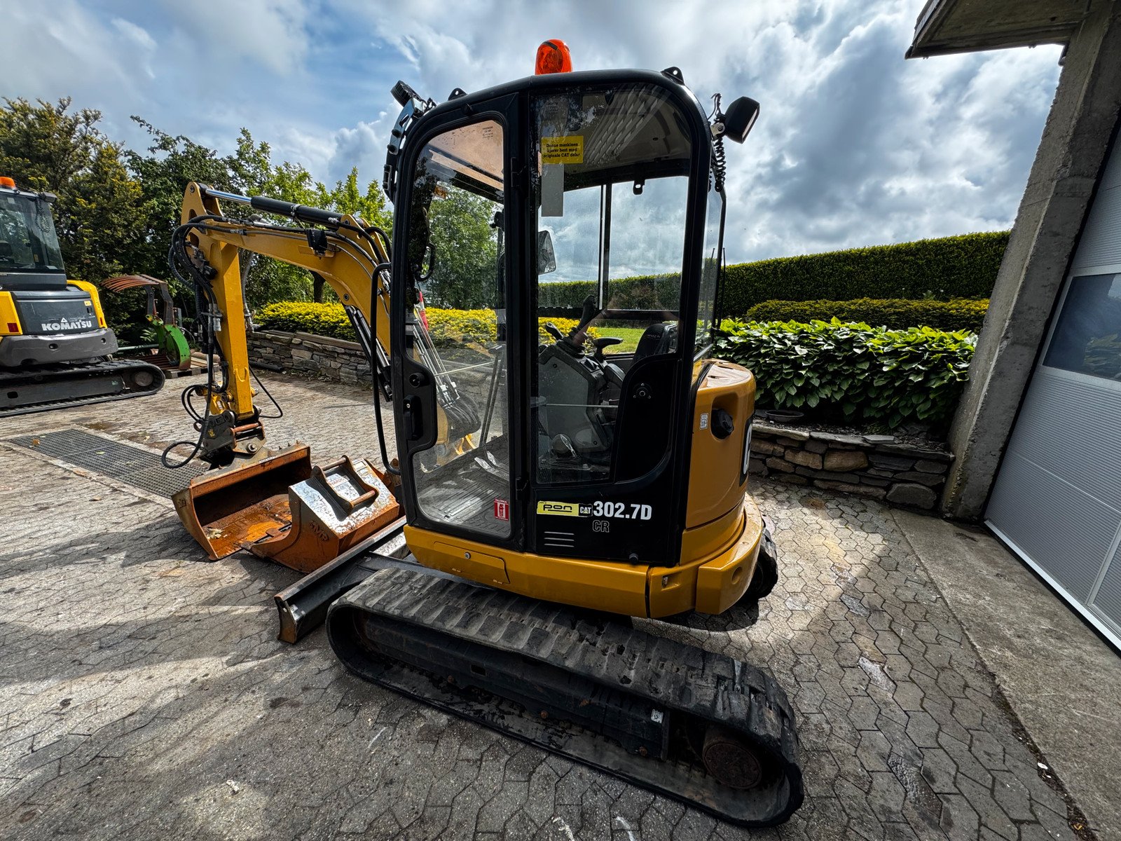 9d29318d-2c6b-4ba9-9b11-e924a88792d9 caterpillar 302.7 2t7 5 786 h 2016