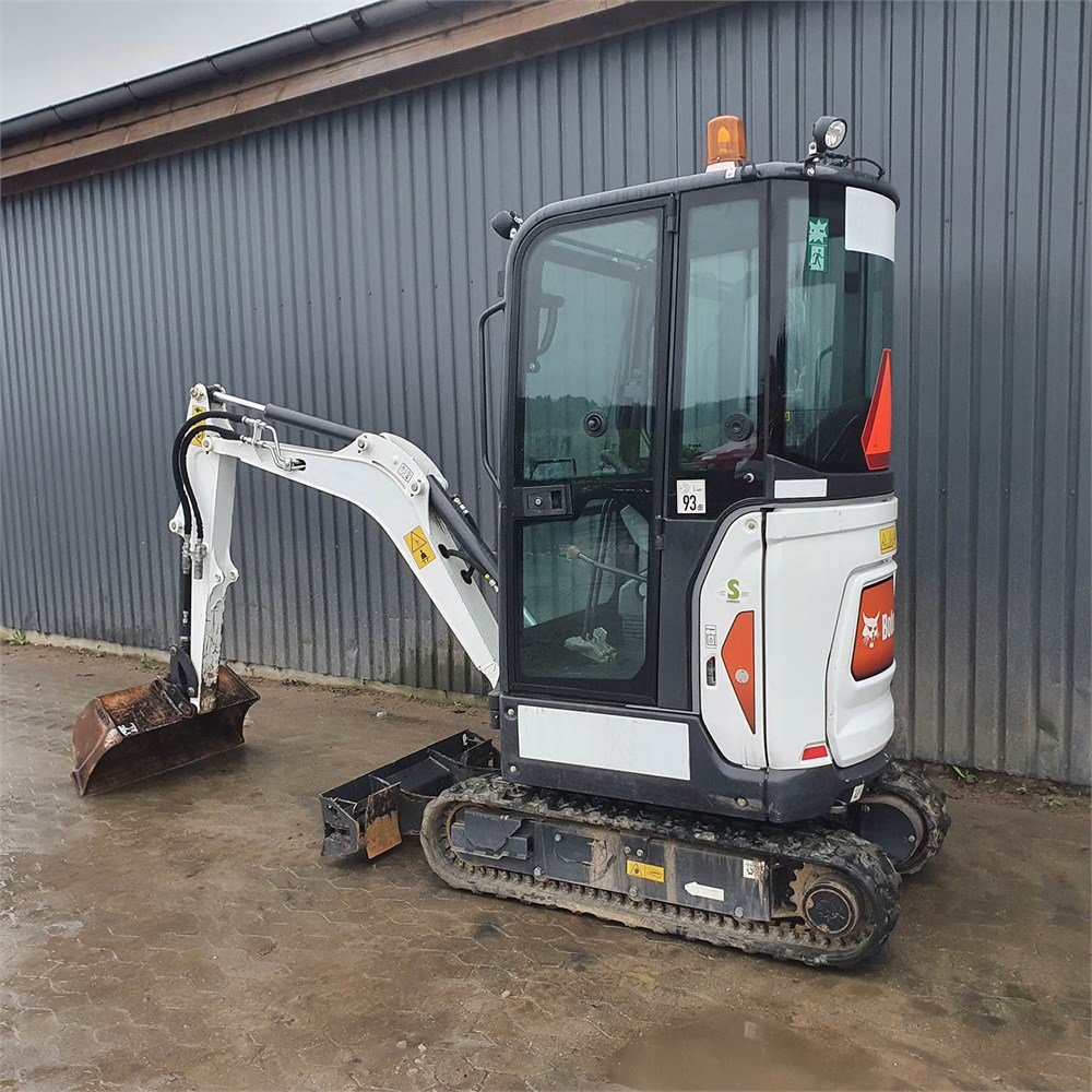 9e0ae828-5630-4dcd-b15a-120a47b0eba4_largesize bobcat e 20 – 2t – 475 h – 2019