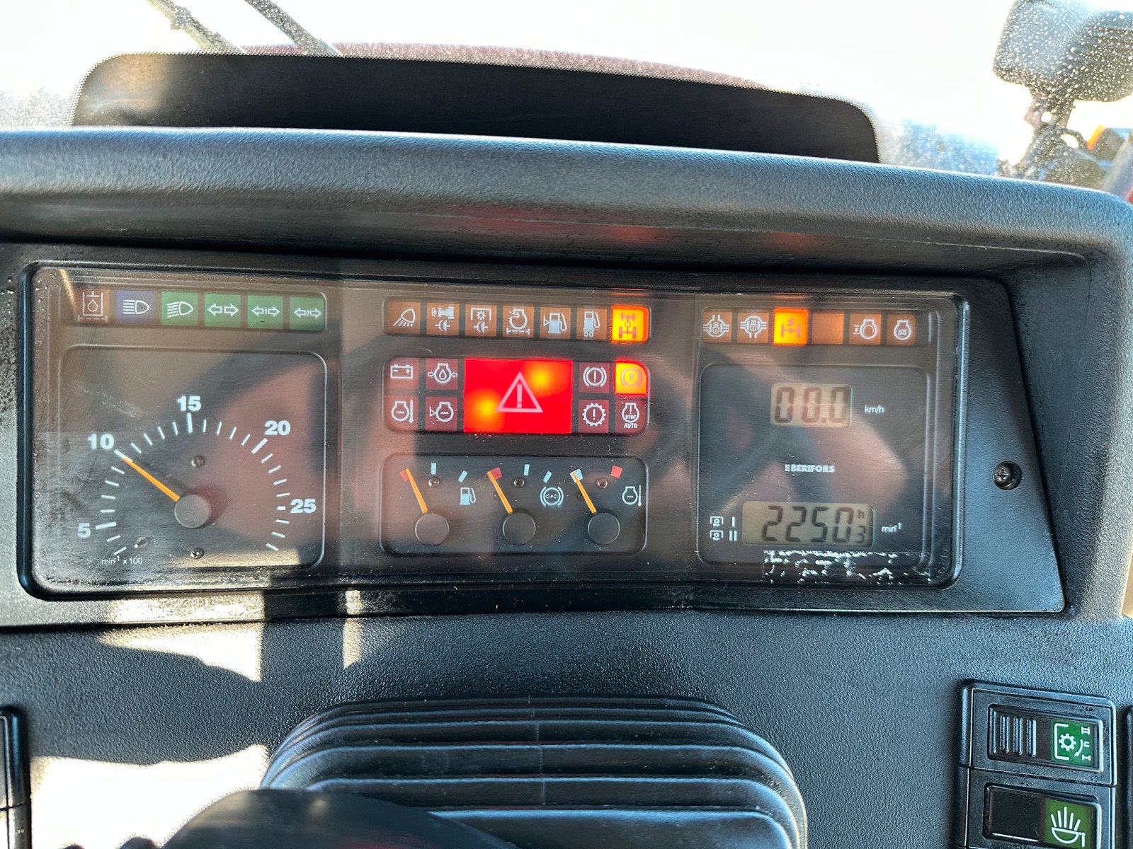 CASE IH CVX 130 6 case ih cvx 130 – 130ch – 5 600 h – 2001