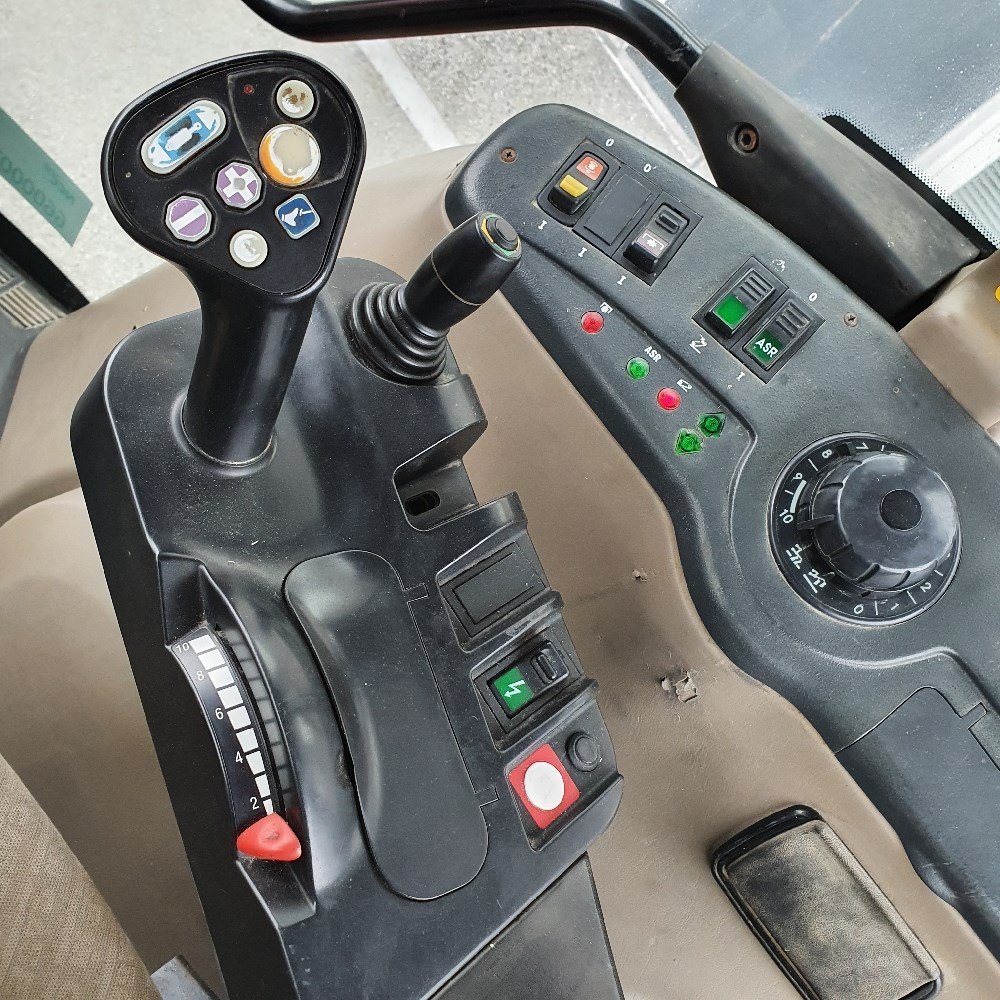 CASE IH CVX 170 8 case ih cvx 170 – 170ch 2007 6 300 h