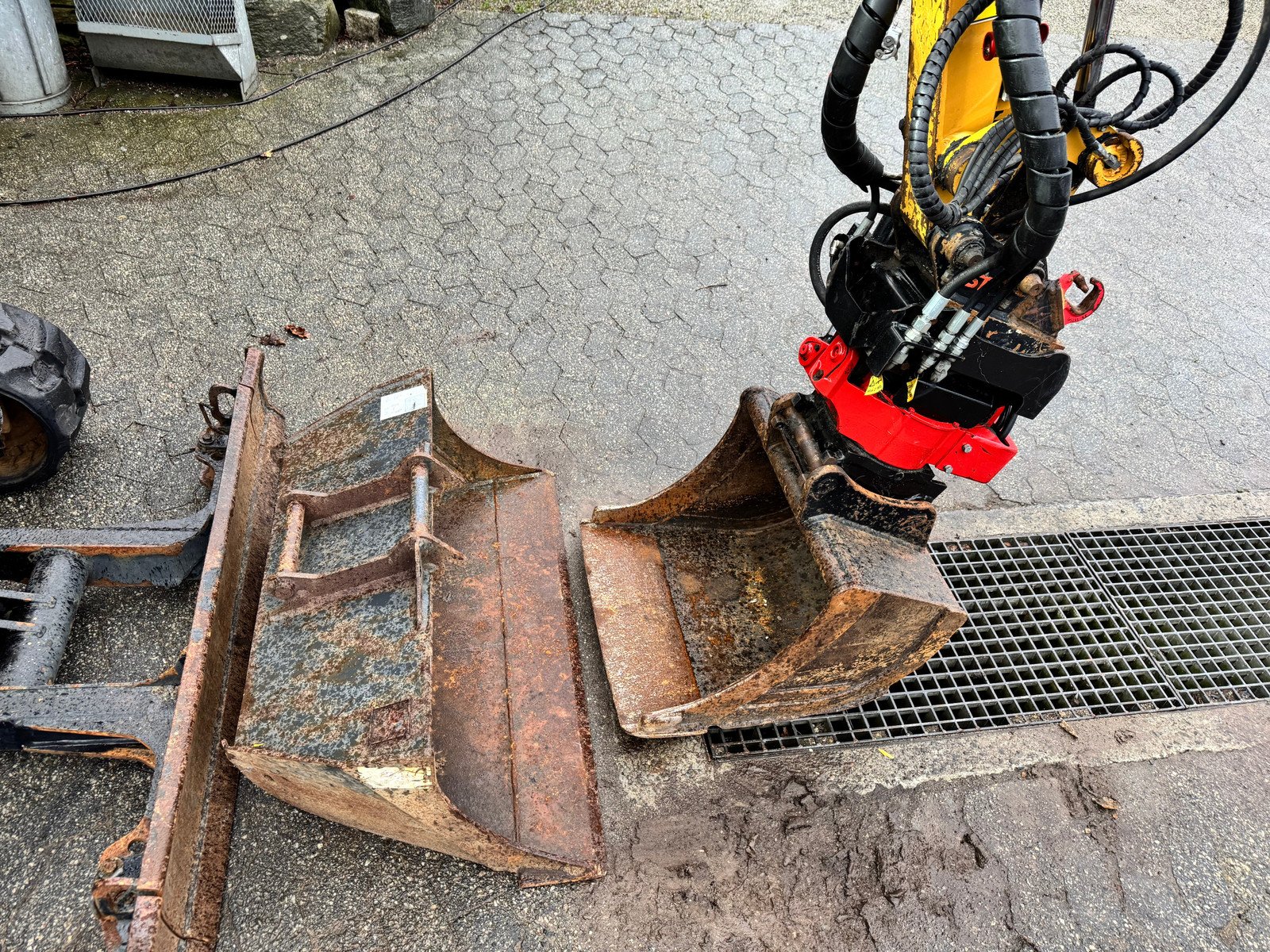 CAT 302 CR 7 cat 302 cr – 2t4 – 1 430 h – 2019