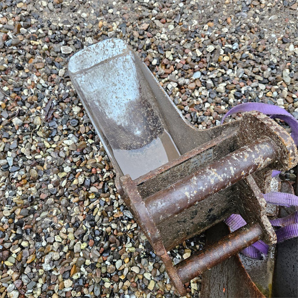 CATERPILLAR 301.6 7 caterpillar 301.6 – 2t – 2 895 h – 2019