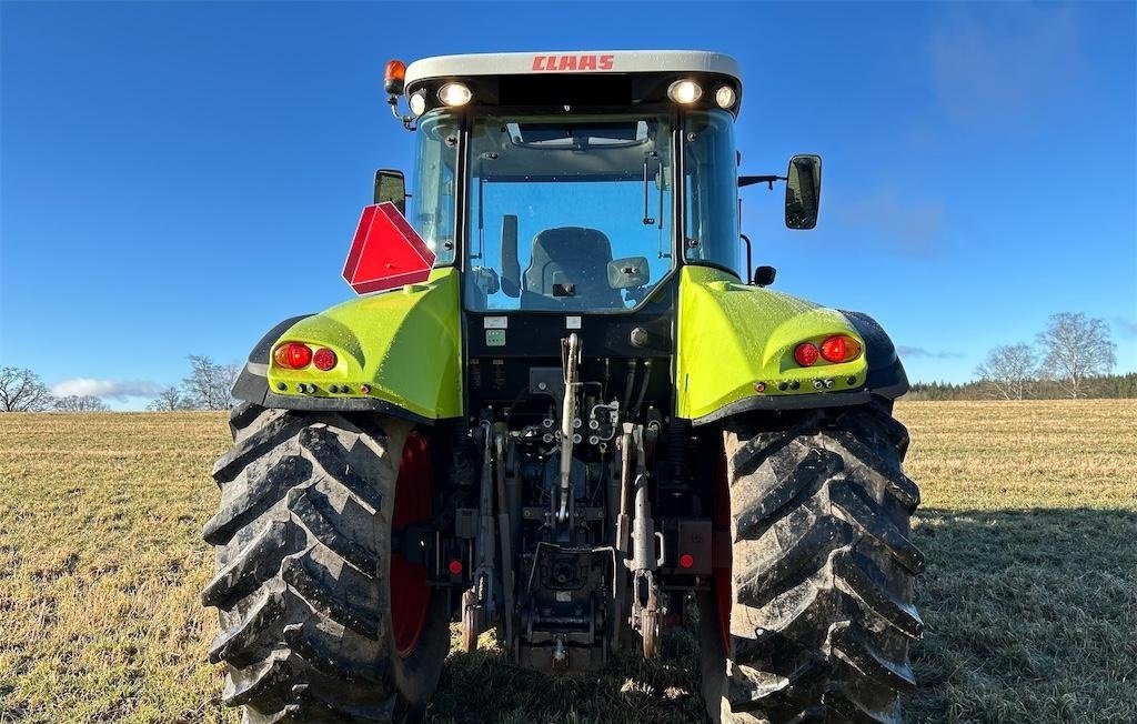 CLAAS 630C ARION AVEC CHARGEUR 7 claas 630c arion avec chargeur – 154 ch – 2011 – 6 199 h