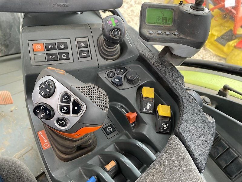 CLAAS ARION 550 CEBIS 12 claas arion 550 cebis 165 ch 2015 2 297 h