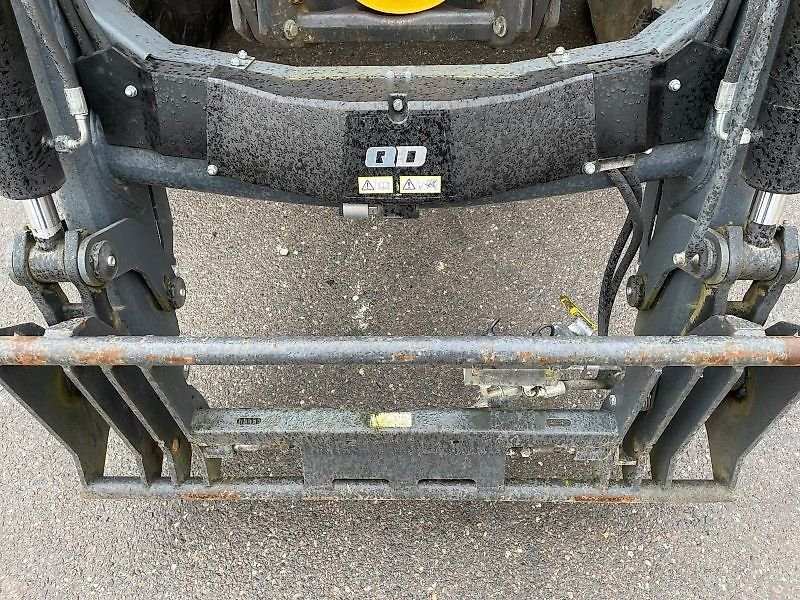 CLAAS ARION 550 CEBIS 19 claas arion 550 cebis 165 ch 2015 2 297 h