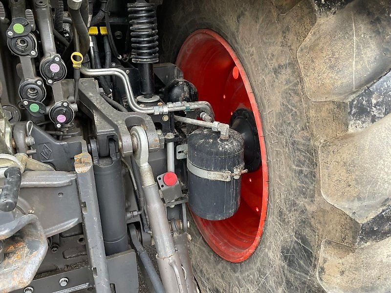 CLAAS ARION 550 CEBIS 24 claas arion 550 cebis 165 ch 2015 2 297 h