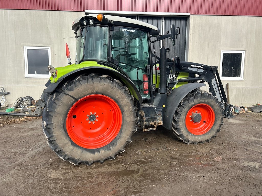 CLAAS AVEC CHARGEUR FRONTAL QUICKÉ Q4s 9 claas arion 460 – 140 ch – 2020 – 7 852 h + chargeur frontal quicke q4s