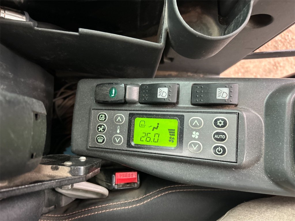 Case CX85D SR 19 case cx85d sr – 8t7 – 1 721 h – 2020