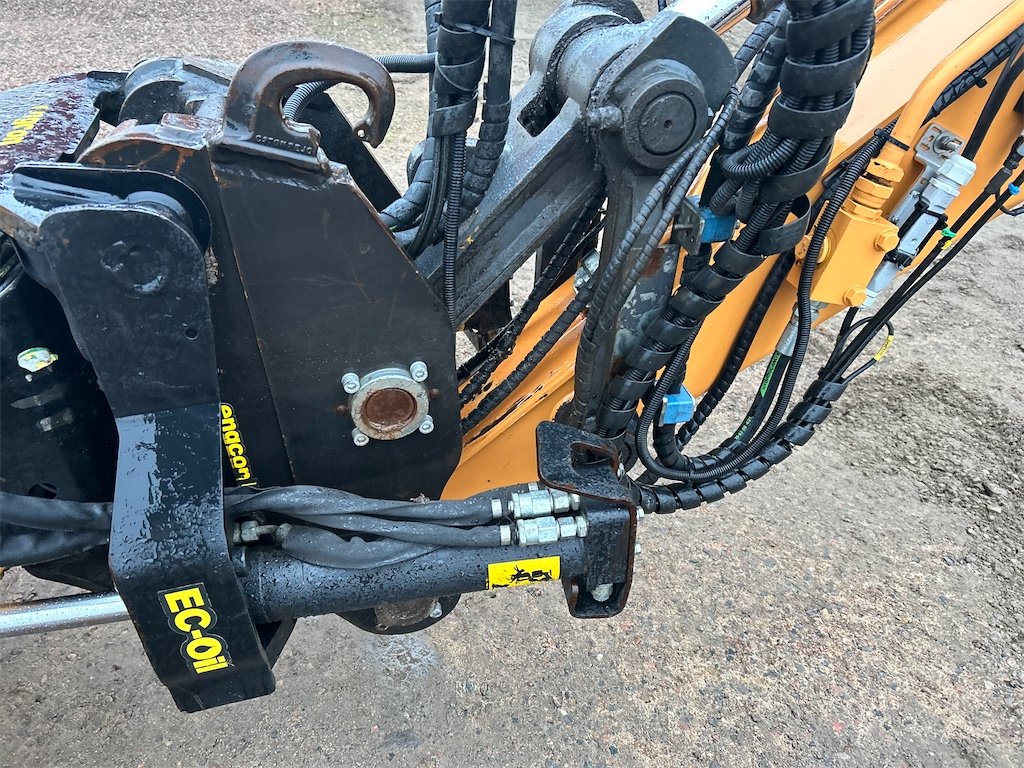 Case CX85D SR 23 case cx85d sr – 8t7 – 1 721 h – 2020