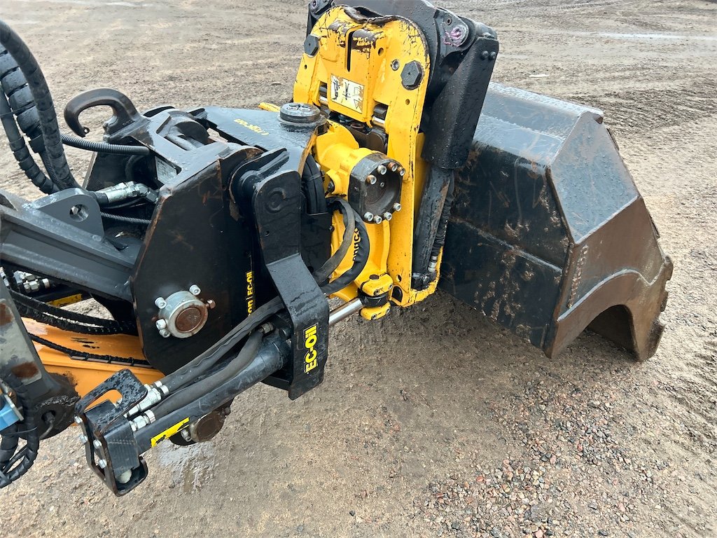 Case CX85D SR 35 case cx85d sr – 8t7 – 1 721 h – 2020