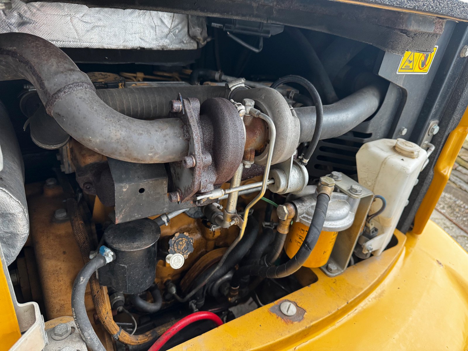 Cat 305.5 CR 14 cat 305.5 cr 5t5 3 922 h 2011