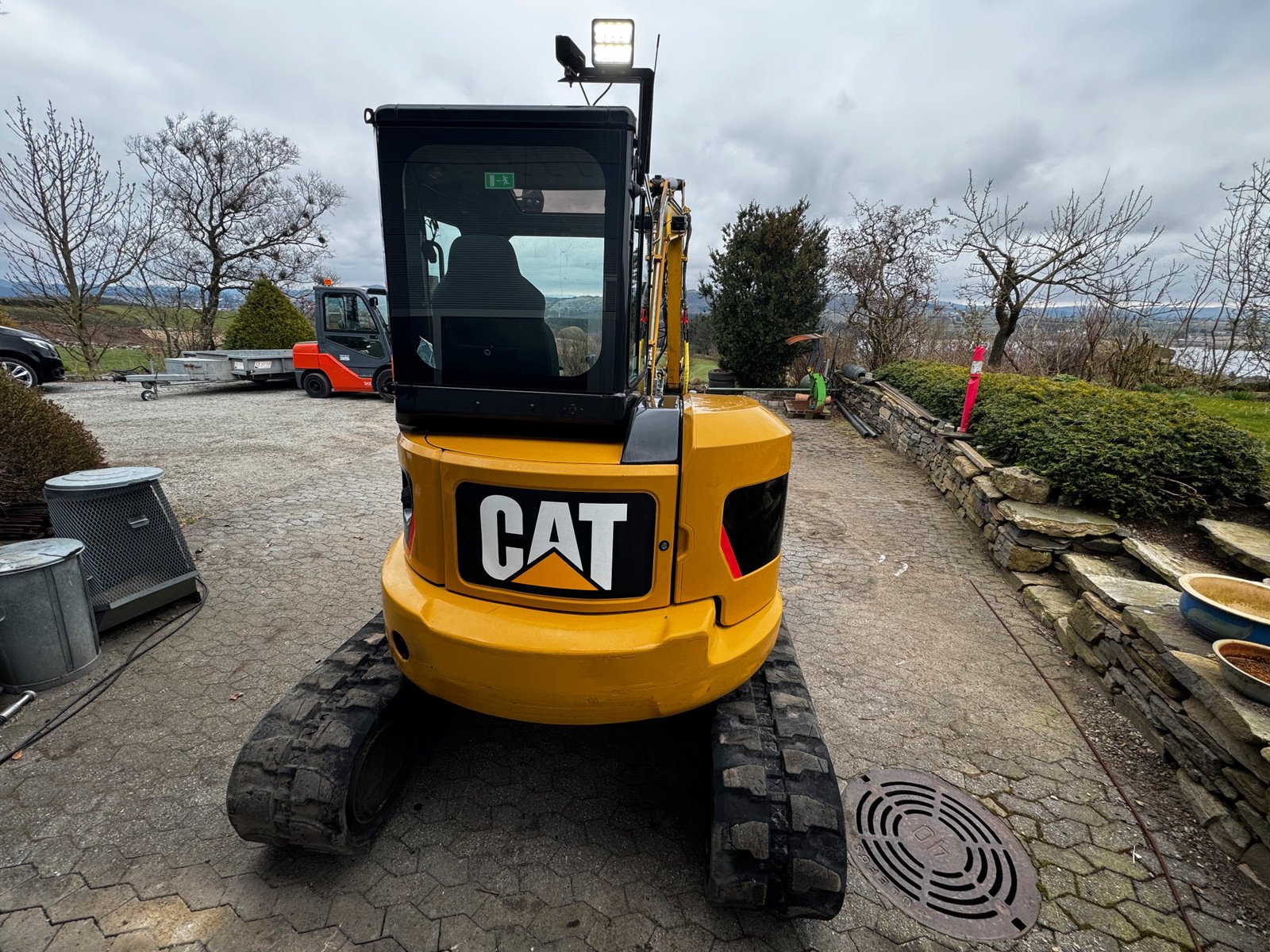 Cat 305.5 CR 18 cat 305.5 cr 5t5 3 922 h 2011