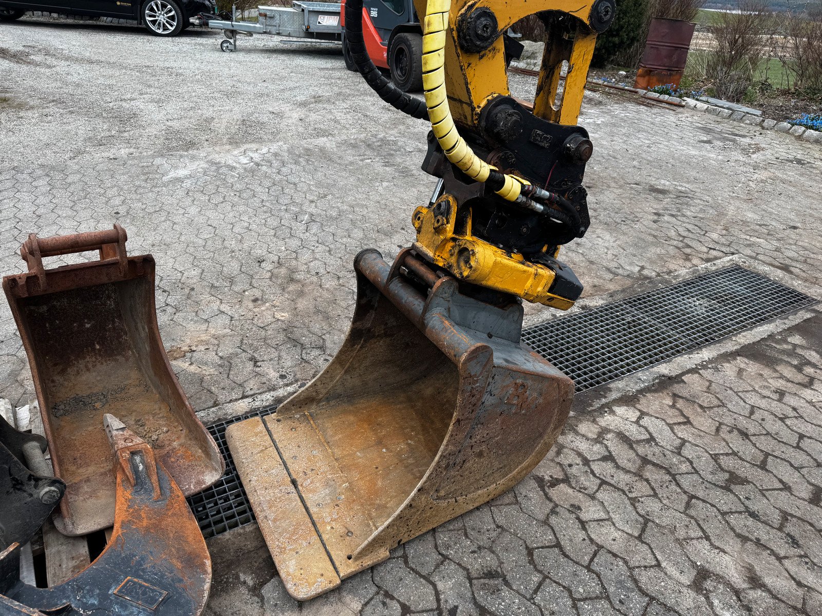 Cat 305.5 CR 25 cat 305.5 cr 5t5 3 922 h 2011