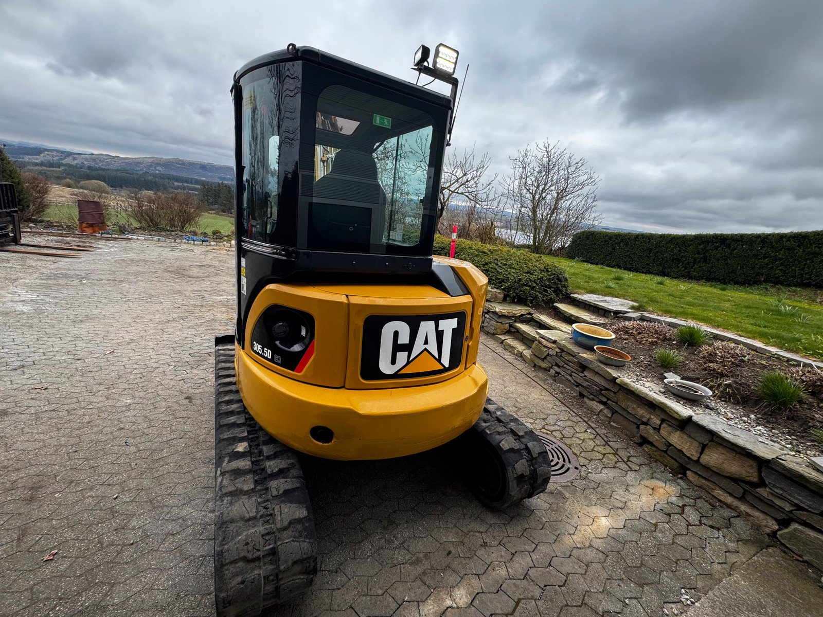 Cat 305.5 CR 31 cat 305.5 cr 5t5 3 922 h 2011