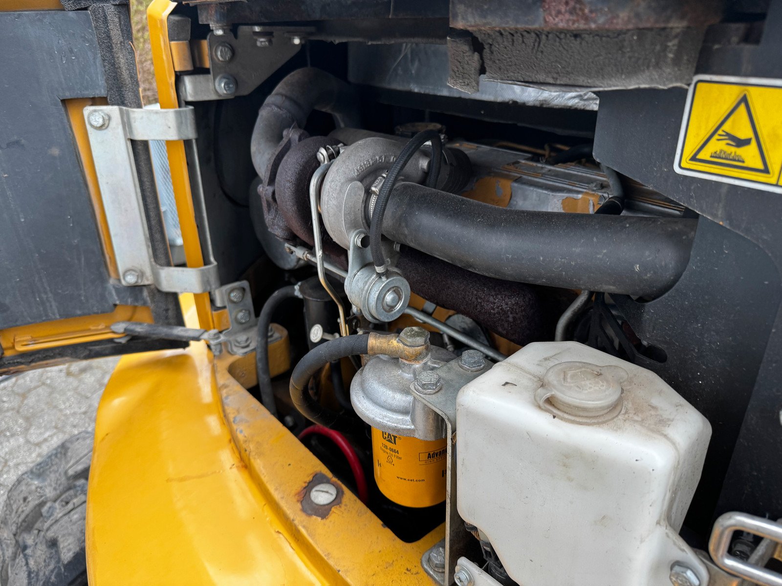 Cat 305.5 CR 34 cat 305.5 cr 5t5 3 922 h 2011