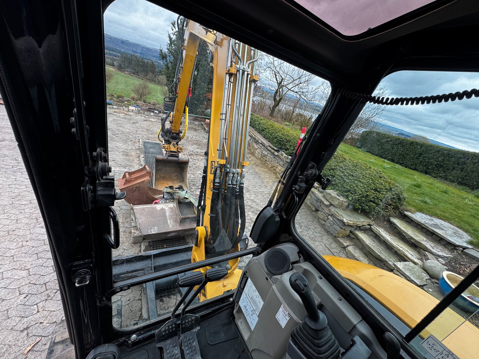 Cat 305.5 CR 36 cat 305.5 cr 5t5 3 922 h 2011