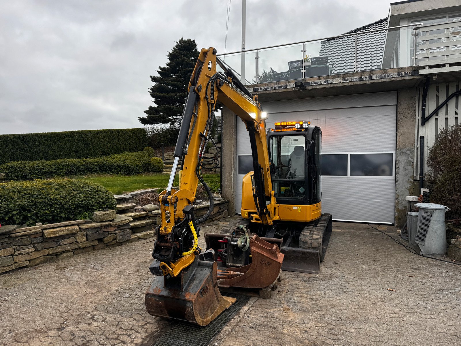 Cat 305.5 CR 41 cat 305.5 cr 5t5 3 922 h 2011