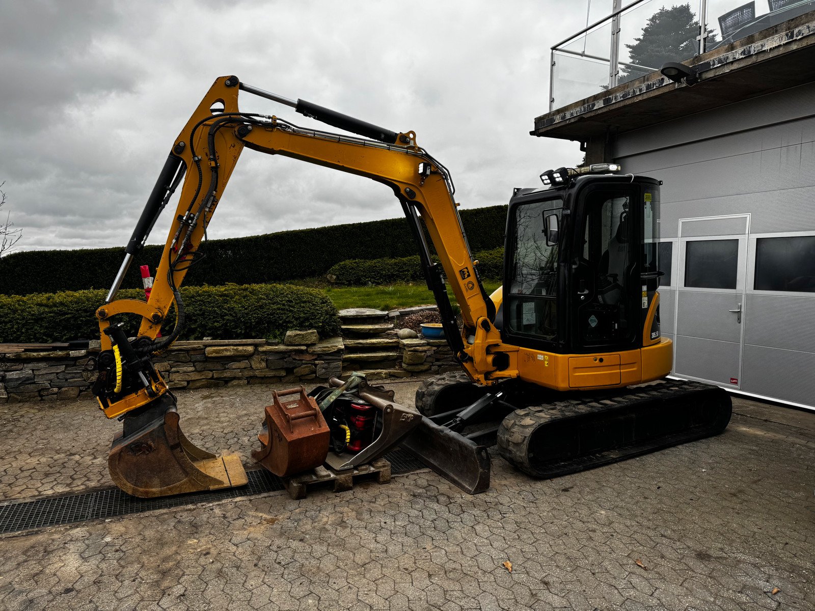 Cat 305.5 CR 48 cat 305.5 cr 5t5 3 922 h 2011