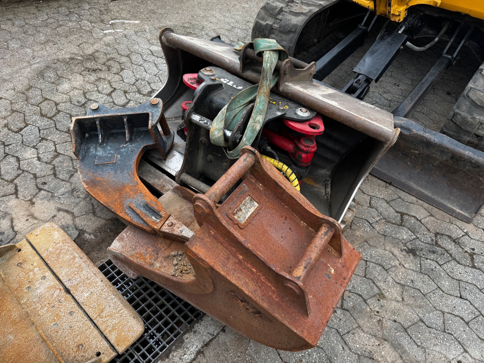 Cat 305.5 CR 7 cat 305.5 cr 5t5 3 922 h 2011